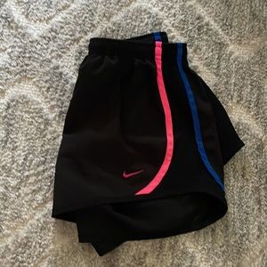 Girls large Nike shorts